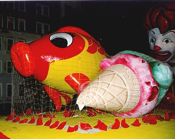 75th Annual Macy's Thanksgiving Day Parade: Snoopy, Flying Fish, Ice ...